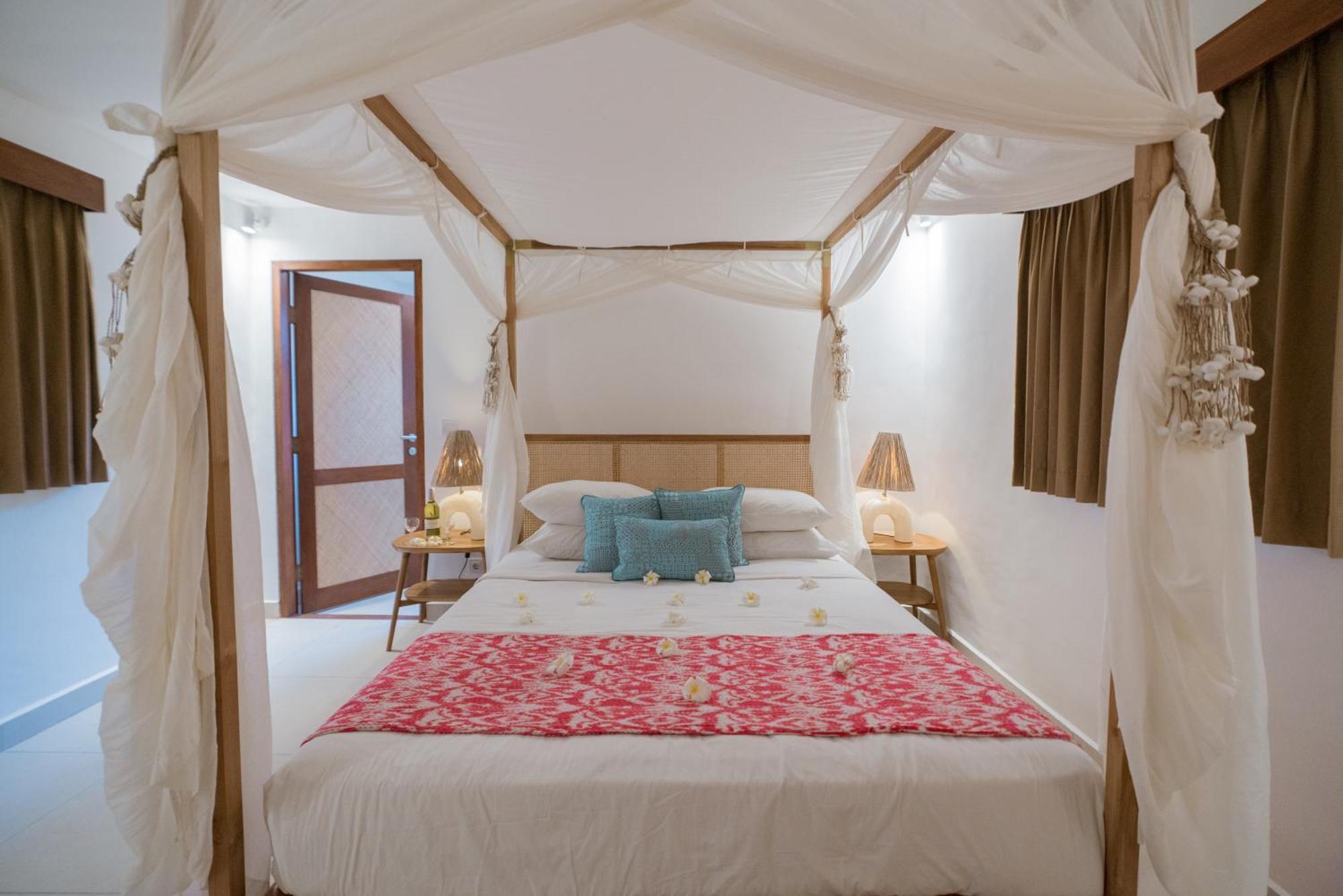 The Gili Beach Resort Gili Trawangan Zewnętrze zdjęcie